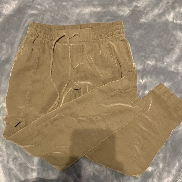 old navy xs light fabric cargos - Picture 1 of 2